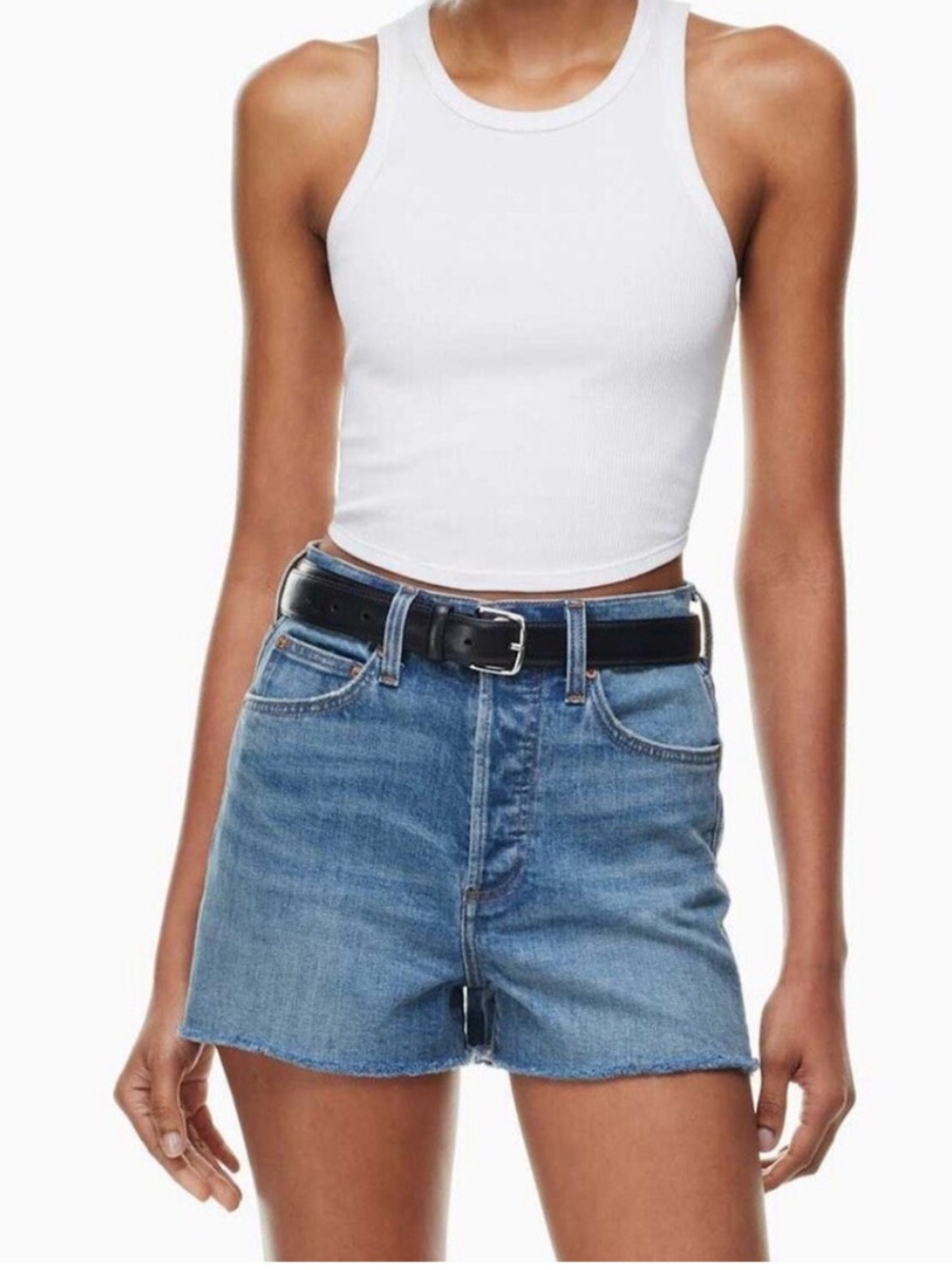 Aritzia Denim Forum the ‘50s Arlo Hi-Rise Thigh Short size 24